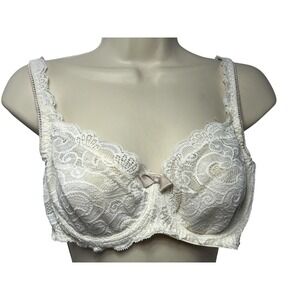 Playtex Bra Womens 38C White Floral Lace Minimizer Underwire Full Coverage Lined